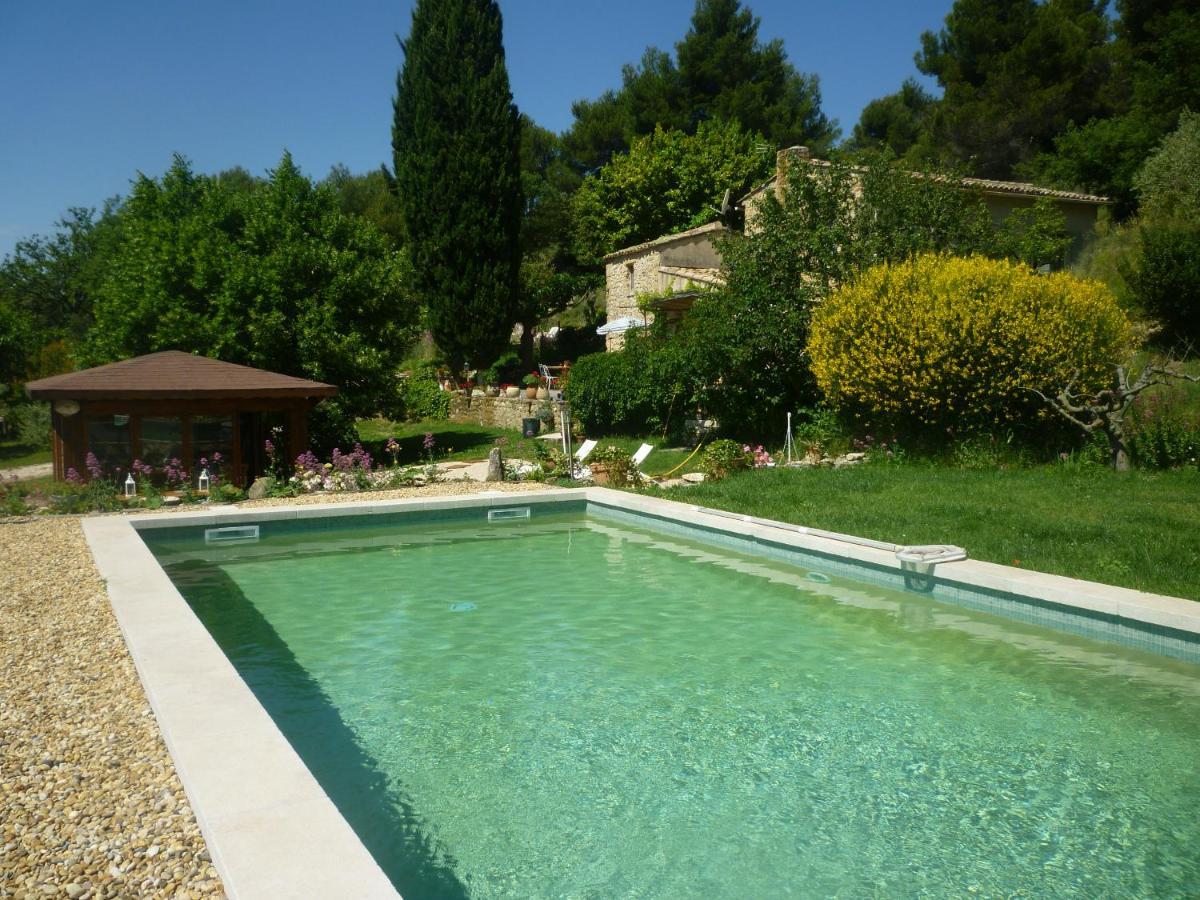 Le Paradis Vaugines Екстериор снимка
