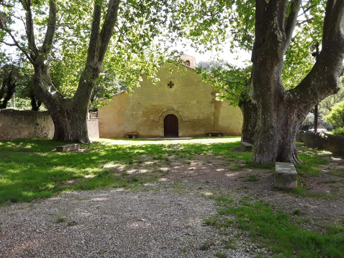 Le Paradis Vaugines Екстериор снимка